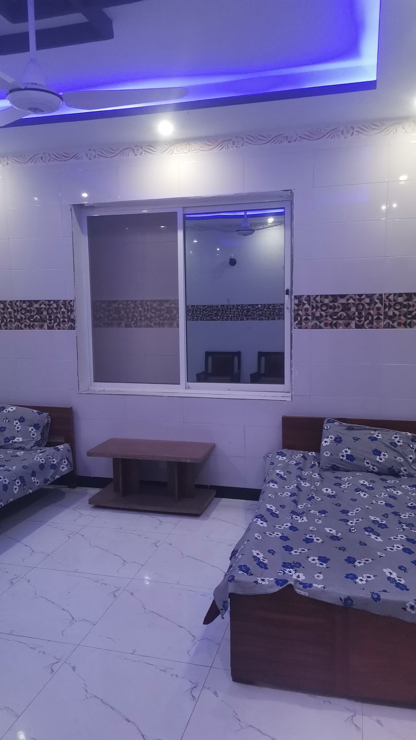 One bed room